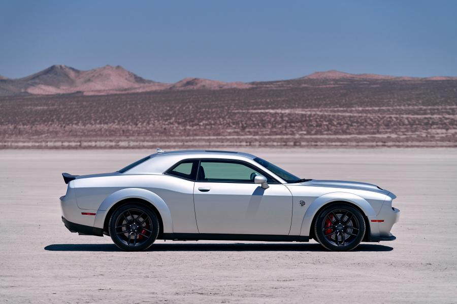 Dodge Challenger SRT Hellcat Redeye Widebody (LC) 2018 года  (фото 17 из 48)
